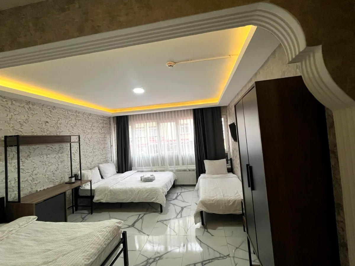 Kızılay günlük kiralık ev Kızılay günlük kiralık ev – Kızılay’a yakın konaklamada geniş ve aydınlık yatak odası